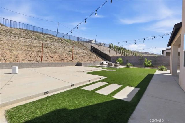 15890 Butterfly Drive, Fontana, CA 92336