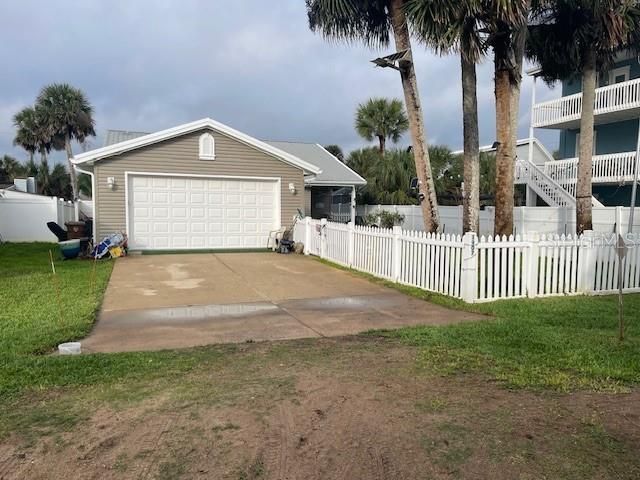 1907 S DAYTONA AVENUE, Flagler Beach, FL 32136