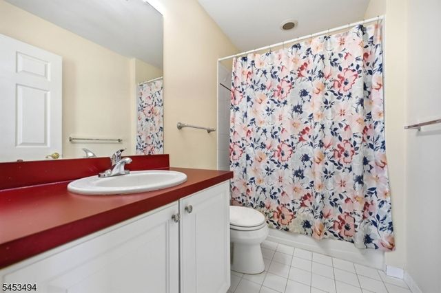 427 Hartford Drive, Nutley Twp., NJ 07110
