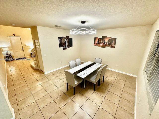 11497 SW 242nd St, Homestead, FL 33032