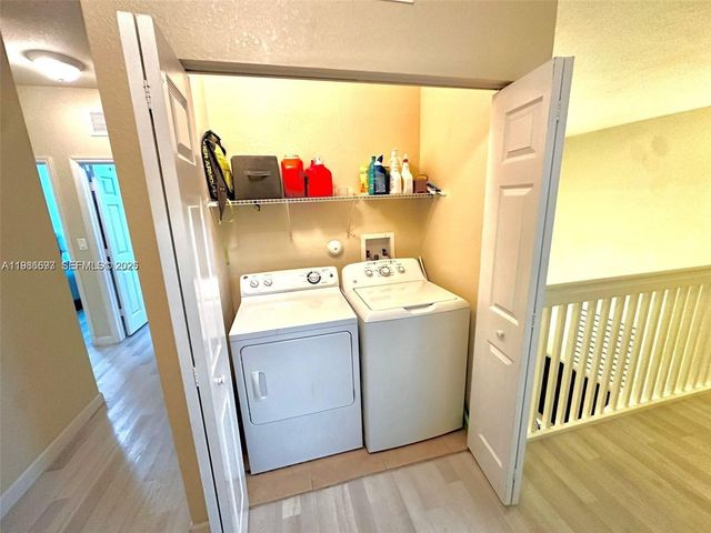 11497 SW 242nd St, Homestead, FL 33032