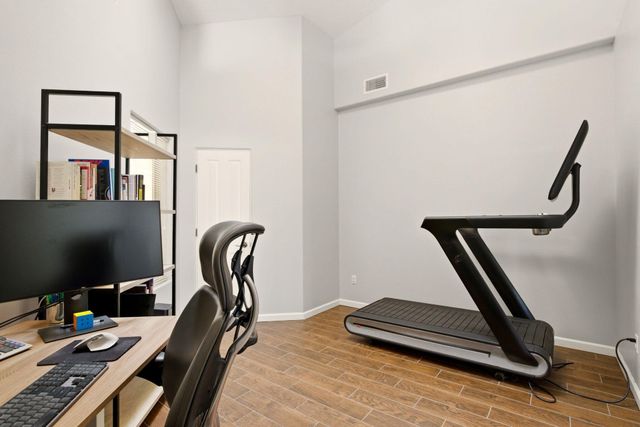 8008 Oso Loco Drive NE, Albuquerque, NM 87122