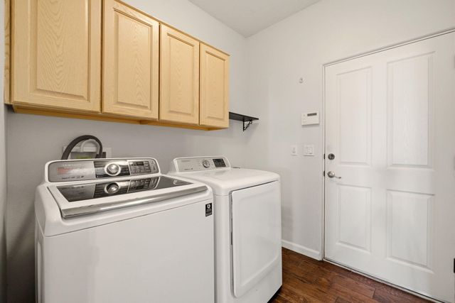 8008 Oso Loco Drive NE, Albuquerque, NM 87122