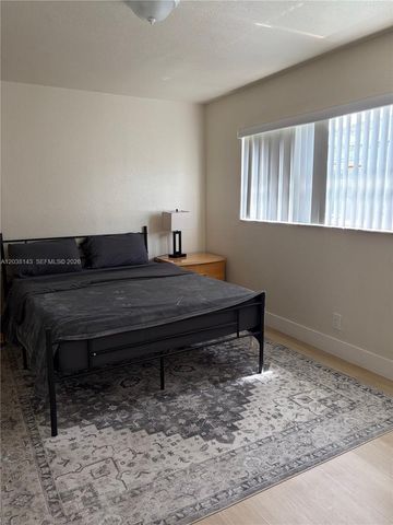 1635 Dewey Street B, Hollywood, FL 33020