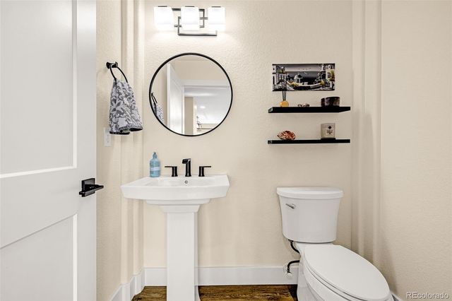 8233 Xenophon Court, Arvada, CO 80005