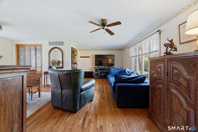5 Sunset Drive, Old Lyme, CT 06371