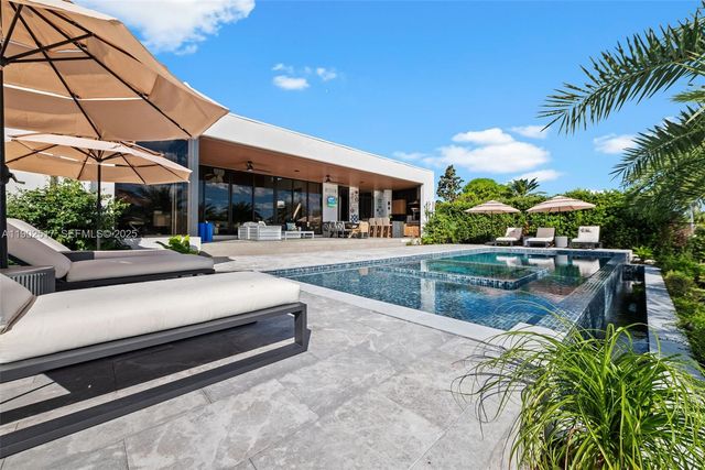 655 Layne Boulevard 0, Hallandale Beach, FL 33009