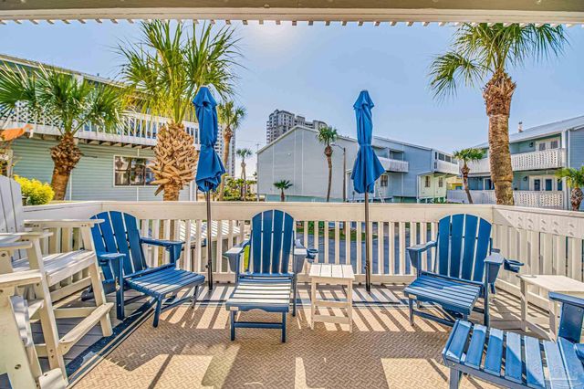 8522 Gulf Blvd 10, Navarre Beach, FL 32566