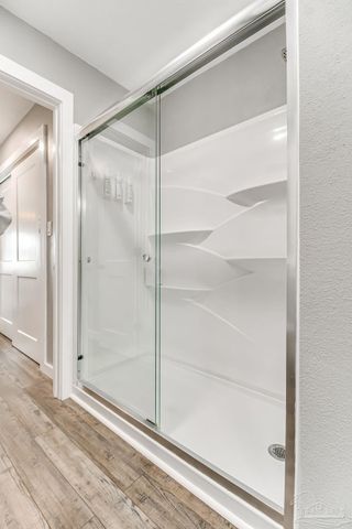 8522 Gulf Blvd 10, Navarre Beach, FL 32566