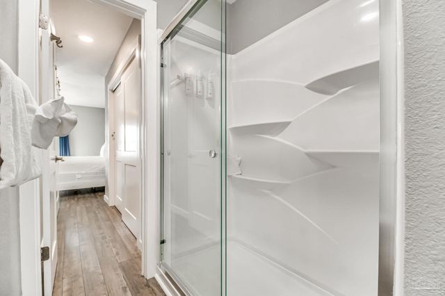 8522 Gulf Blvd 10, Navarre Beach, FL 32566