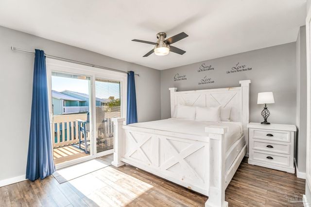 8522 Gulf Blvd 10, Navarre Beach, FL 32566