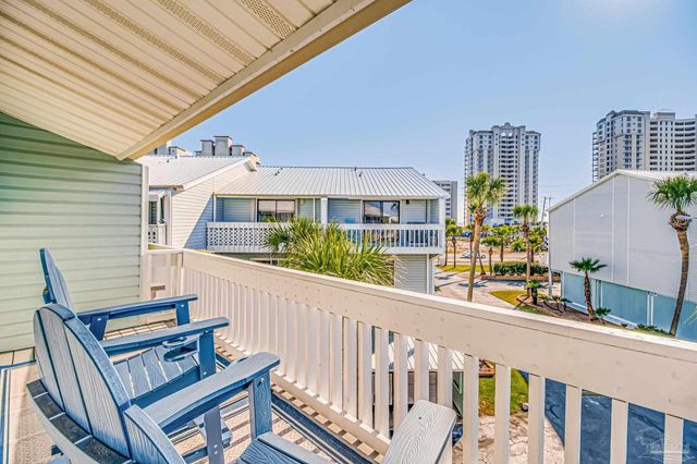 8522 Gulf Blvd 10, Navarre Beach, FL 32566
