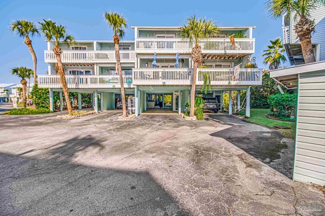 8522 Gulf Blvd 10, Navarre Beach, FL 32566