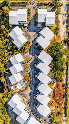 8522 Gulf Blvd 10, Navarre Beach, FL 32566