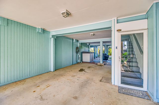 8522 Gulf Blvd 10, Navarre Beach, FL 32566