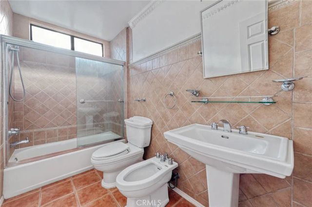 807 N Sycamore Avenue 6, Los Angeles, CA 90038