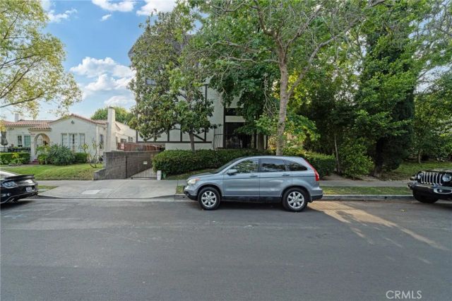 807 N Sycamore Avenue 6, Los Angeles, CA 90038