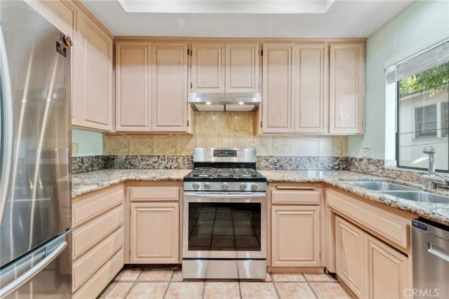 807 N Sycamore Avenue 6, Los Angeles, CA 90038