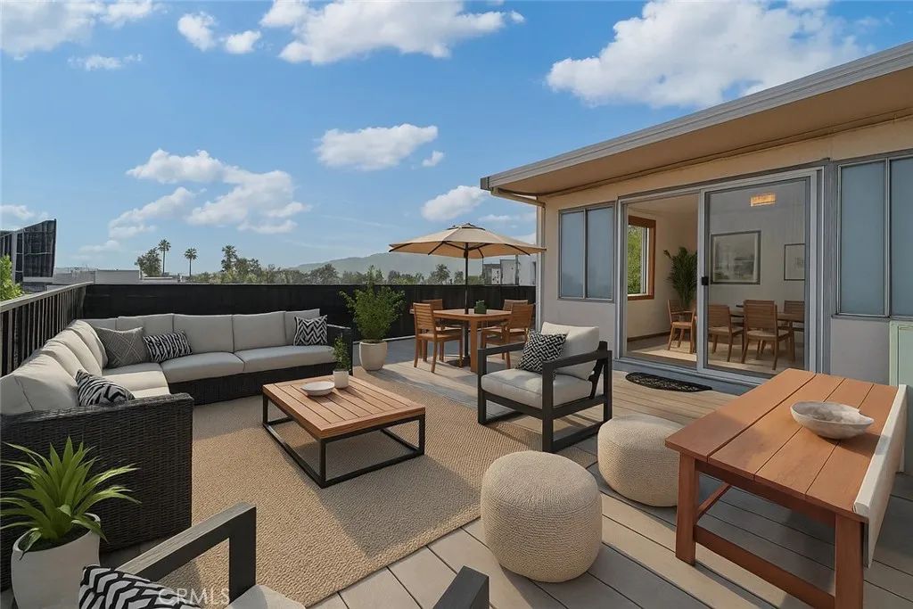807 N Sycamore Avenue 6, Los Angeles, CA 90038