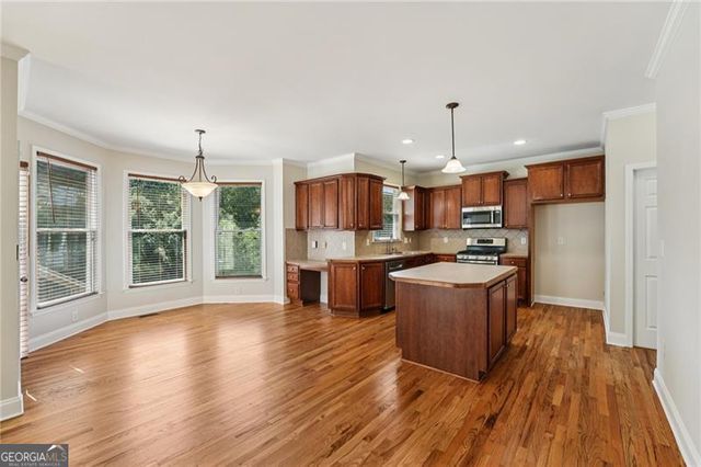 8985 Forest Path Drive, Gainesville, GA 30506