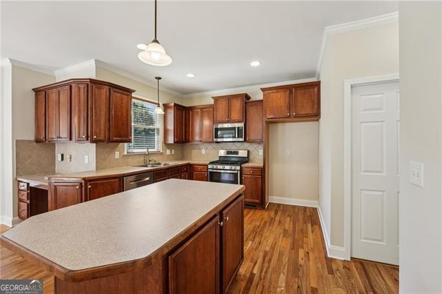 8985 Forest Path Drive, Gainesville, GA 30506