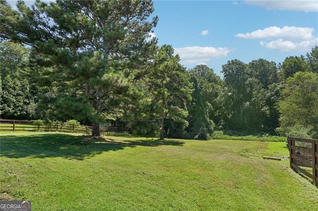 8985 Forest Path Drive, Gainesville, GA 30506