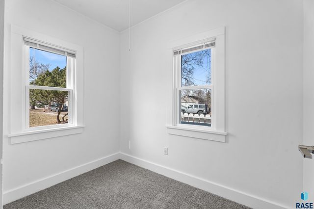 2405 W Bailey St Street, Sioux Falls, SD 57104