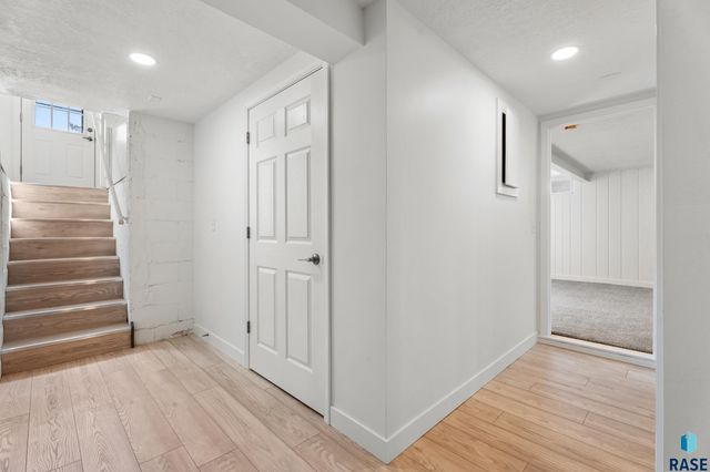 2405 W Bailey St Street, Sioux Falls, SD 57104