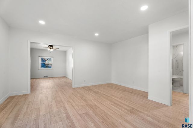 2405 W Bailey St Street, Sioux Falls, SD 57104