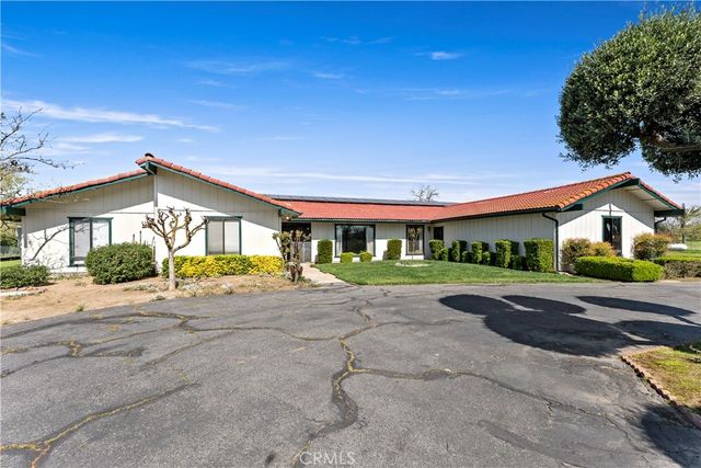 4776 Stetson, Clovis, CA 93619
