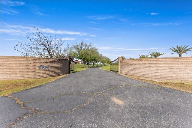 4776 Stetson, Clovis, CA 93619