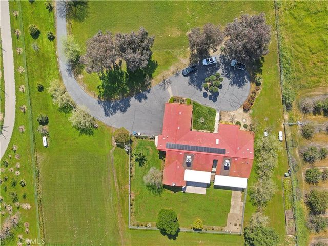 4776 Stetson, Clovis, CA 93619