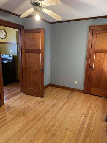 2836 N Richards STREET, Milwaukee, WI 53212