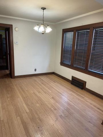 2836 N Richards STREET, Milwaukee, WI 53212