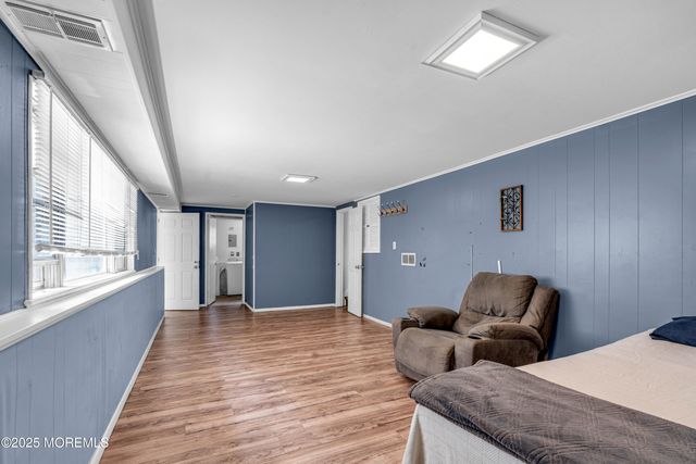 46 Parkview Drive, Hazlet, NJ 07730