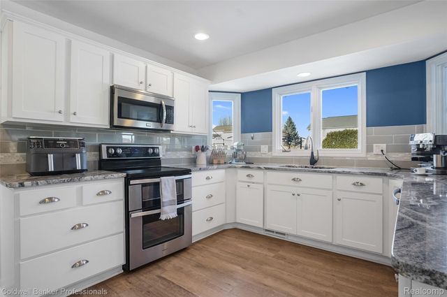 20379 Ballantrae Drive, Macomb Township, MI 48044