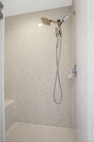 20379 Ballantrae Drive, Macomb Township, MI 48044