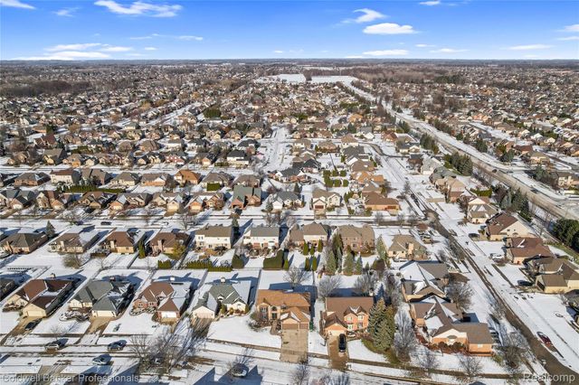 20379 Ballantrae Drive, Macomb Township, MI 48044