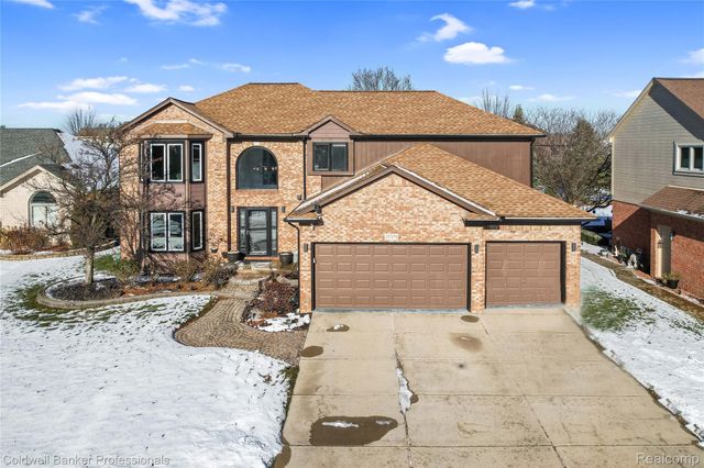 20379 Ballantrae Drive, Macomb Township, MI 48044