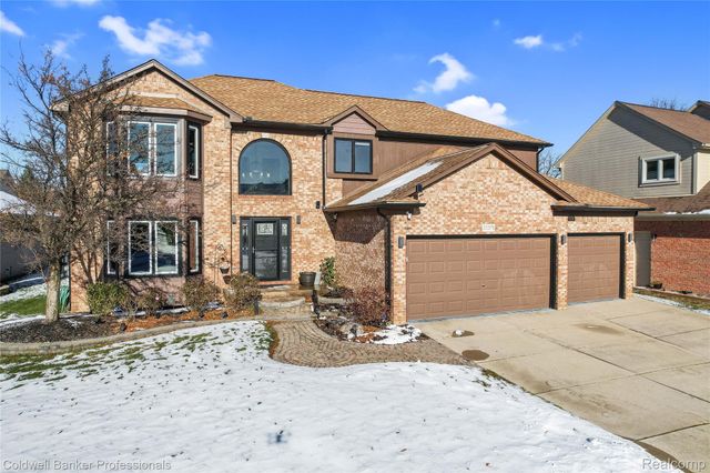 20379 Ballantrae Drive, Macomb Township, MI 48044
