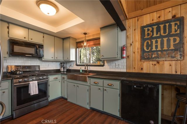 164 Birchwood Drive, Lake Arrowhead, CA 92352