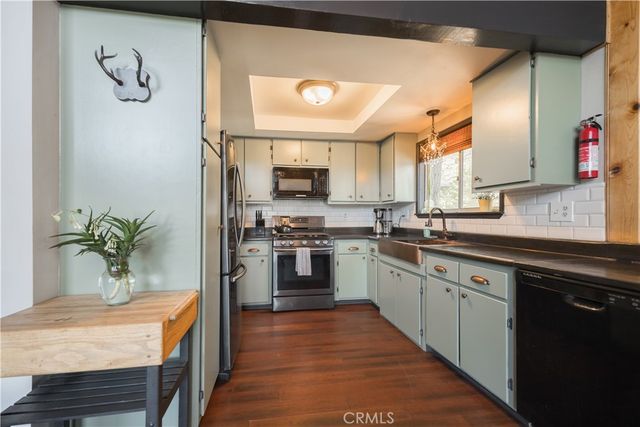 164 Birchwood Drive, Lake Arrowhead, CA 92352