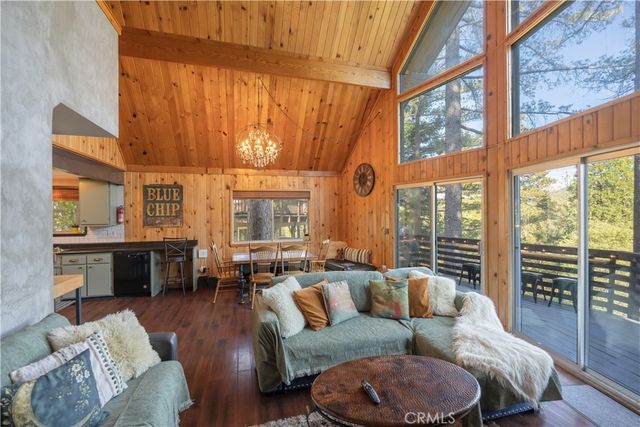 164 Birchwood Drive, Lake Arrowhead, CA 92352