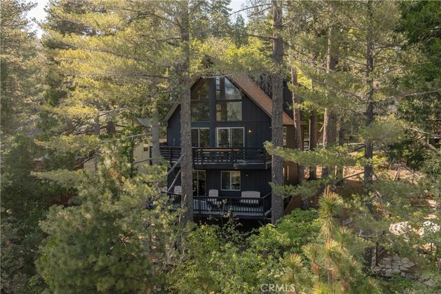 164 Birchwood Drive, Lake Arrowhead, CA 92352