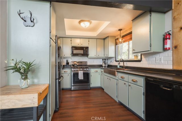 164 Birchwood Drive, Lake Arrowhead, CA 92352