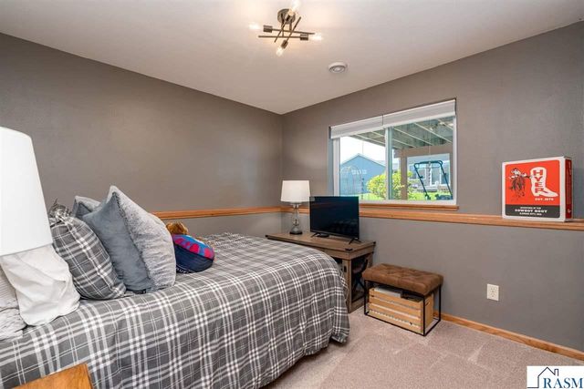 1132 Heron Drive, Mankato, MN 56001