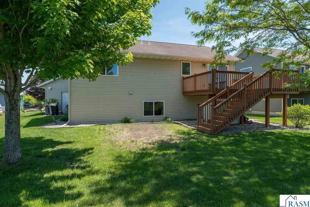 1132 Heron Drive, Mankato, MN 56001