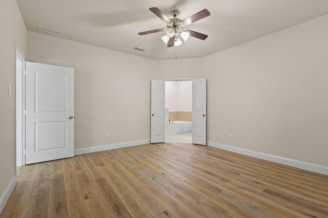 7822 Cottonwood Drive, Greenville, TX 75402