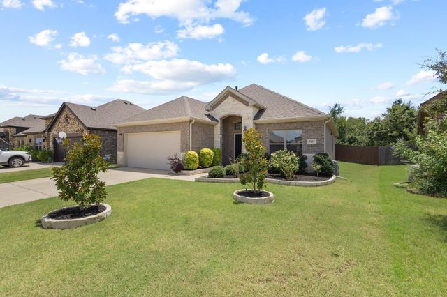 7822 Cottonwood Drive, Greenville, TX 75402