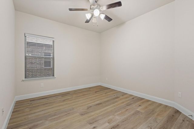 7822 Cottonwood Drive, Greenville, TX 75402